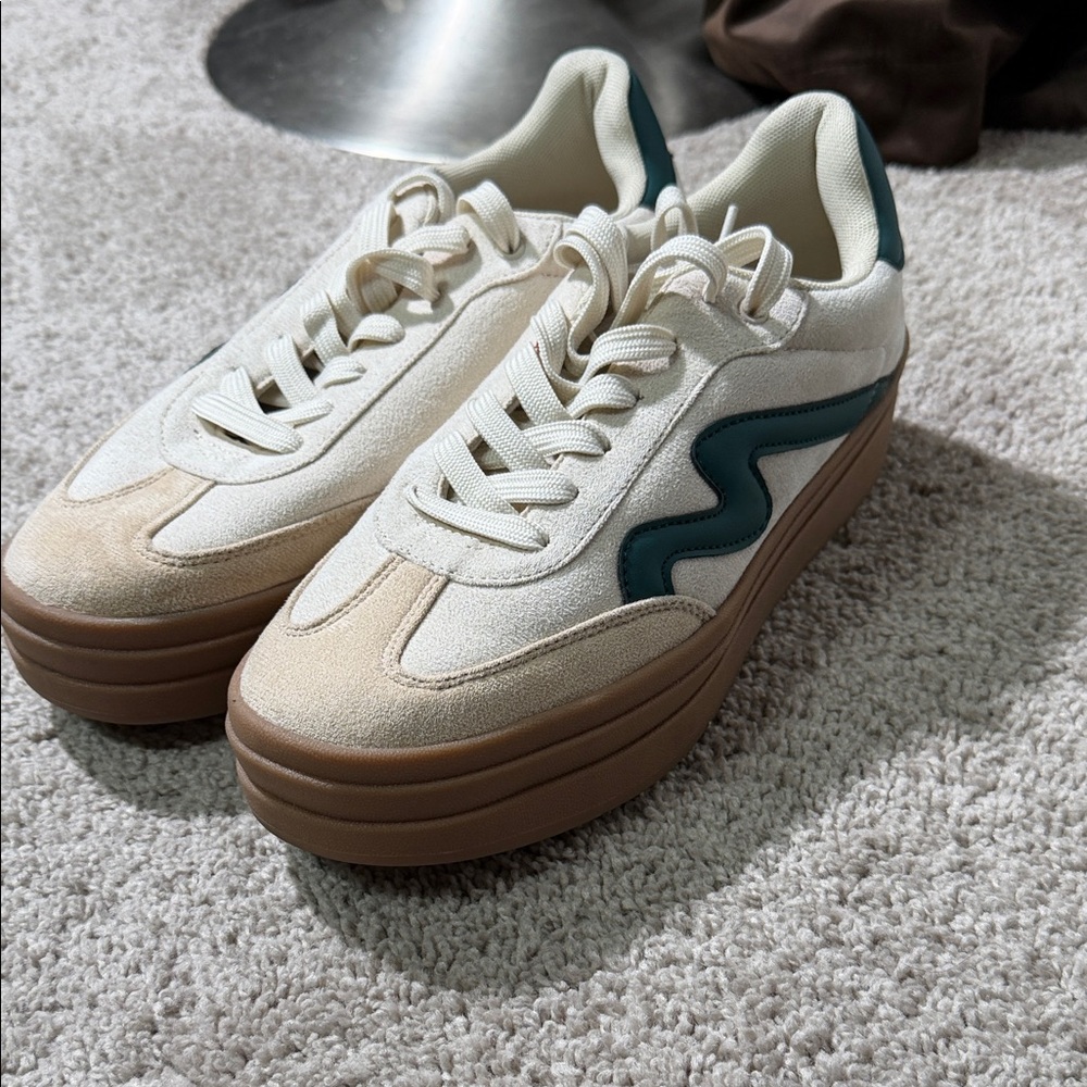 Fashion Nova Cream and Green Sneakers - Picture 2 of 6